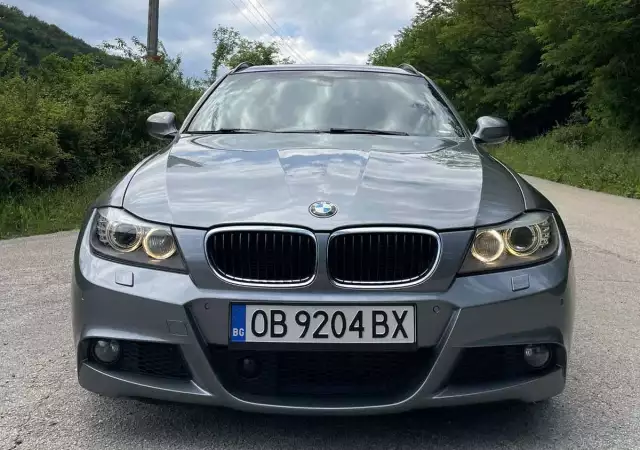 3. Снимка на BMW 330 3.0XDrive Mpaket