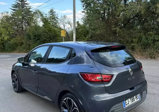 6. Снимка на Renault Clio 1.5dci - 90к.с. 2017г.