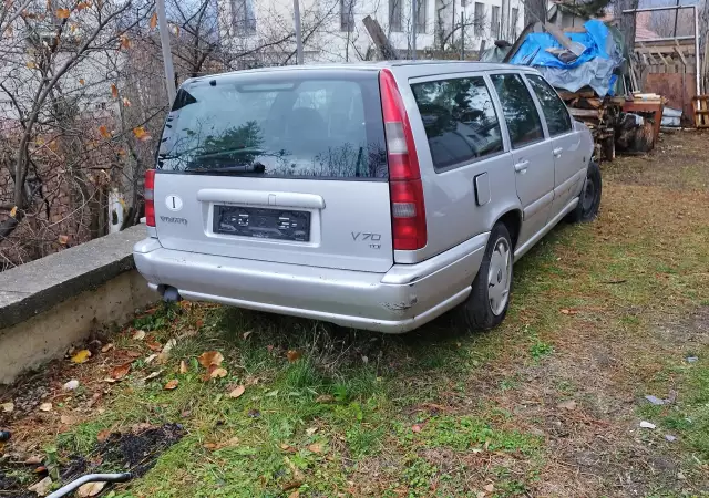 4. Снимка на Volvo v70 2.5tdi на части - Волво В70 за части 1998 - 2000г