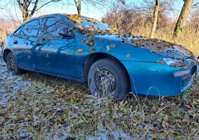 Mazda 323f ba 1.5 94г. само на Части