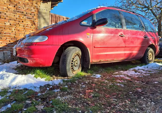VW Sharan 1.9tdi 96г. цял или за части