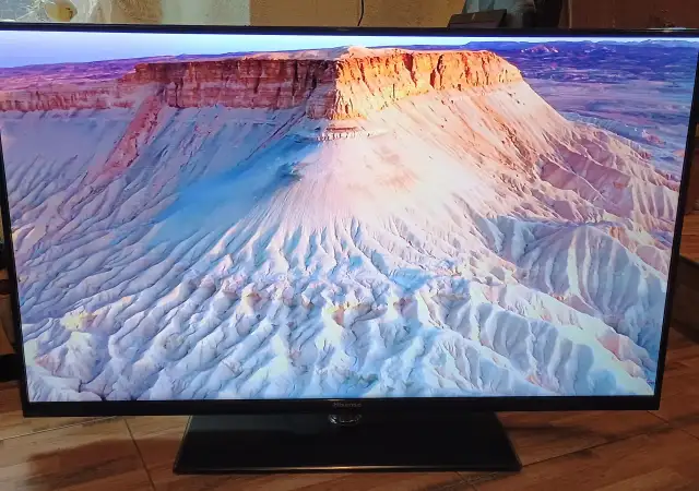 10. Снимка на телевизор Hisense LED Backlight TV; модел LTDN50K166WSEU