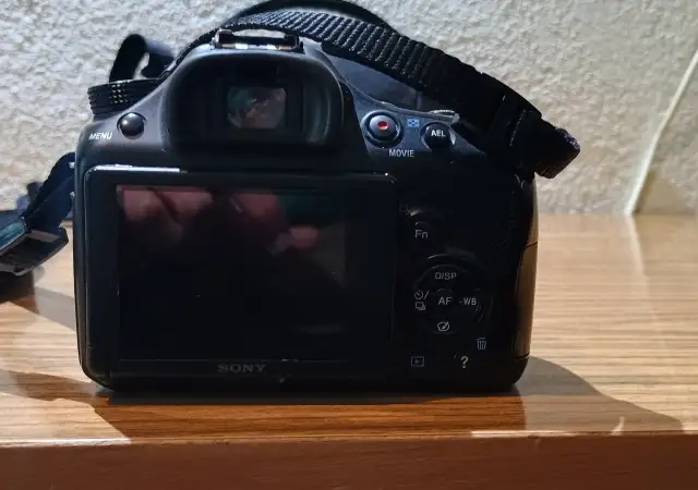 фотоапарат, камера sony slt - A58 обектив TAMRON Model B018