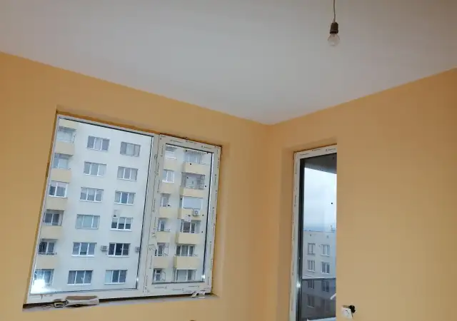 Измазване оформяне с лайсни на ново поставена дограма. За пенсионери , отстъпка .