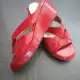 . Снимка на Готини червени лачени чехли
