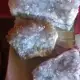 . Снимка на Планински кристали, ахати, аметист.