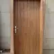 . Снимка на Изработка на дървени врати