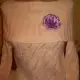 . Снимка на ръчно плетени блузи и шалове