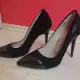 . Снимка на Продавам дамски черни обувки на висок ток