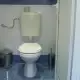 . Снимка на Стая собствен WC възел без хазяй в центъра на Вaрна