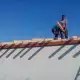 . Снимка на ремонт на покриви
