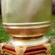 . Снимка на Огромна кана, съд от мед и месинг.
