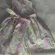 . Снимка на детска рокличка на цветя
