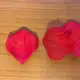 . Снимка на Изкуствени листа от рози - червен и розов цвят