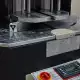 . Снимка на Автоматична едноглава залепваща машина с нулев шев OTM