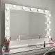 . Снимка на Огледало с осветление за фризьорски салони и професионален г