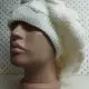 . Снимка на Дамска плетена шапка барета, бяла - 15